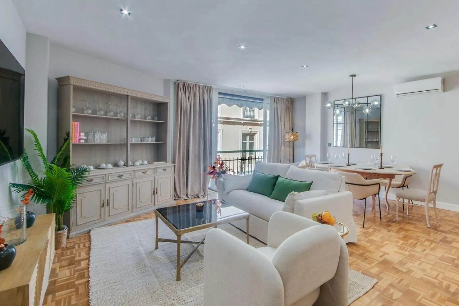 Cervantes Luxury Apartment Malaga